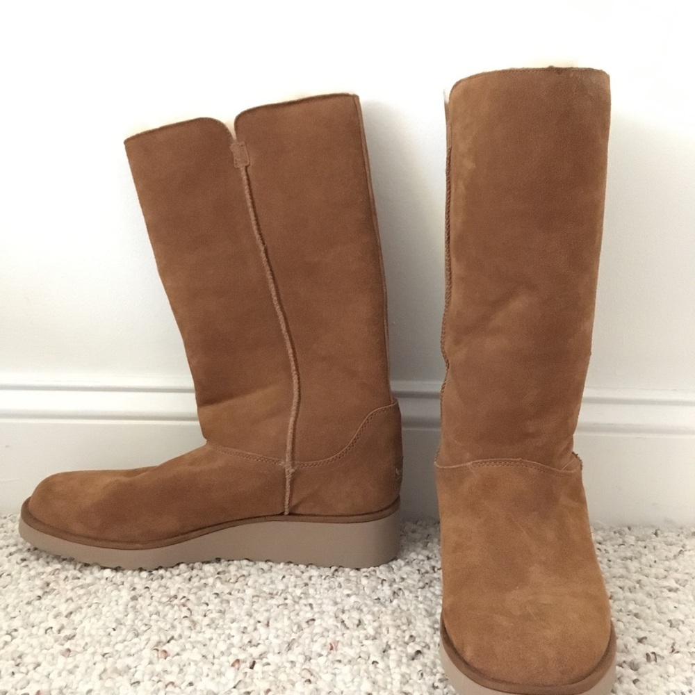 Koolaburra by Ugg boots